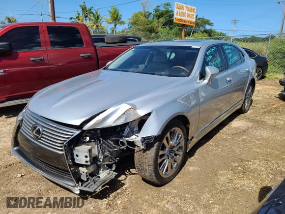 2015 Lexus LS 460 L with VIN JTHGL5EFXF5055498, listed as a Copart auction lot 82579834 with 112,465 mi miles and Salvage title. Bid and sale history available at DreamBid. Image 1.