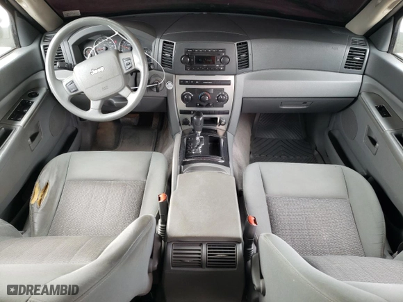 2007 Jeep Grand Cherokee Laredo with VIN 1J8GR48K67C641740, listed as a Copart auction lot 51141045 with 251,833 mi miles and Salvage Title. Bid and sale history available at carsss.com. Image 8.