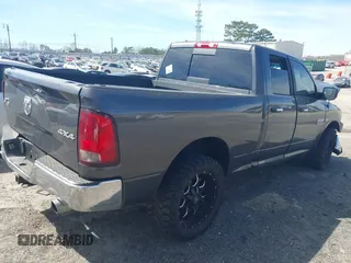 2015 Ram 1500 Big Horn z VIN 1C6RR7GT8FS549293, wystawiony jako IAAI lot #41833000 z przebiegiem Nie podano mil oraz . Historia ofert i sprzedaży dostępna na DreamBid. Obrazek 4.