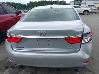 2014 Lexus ES 330 z VIN JTHBK1GG4E2098648, wystawiony jako IAAI lot #42254508 z przebiegiem 99 610 mil mil oraz . Historia ofert i sprzedaży dostępna na DreamBid. Obrazek 16.