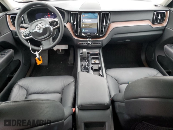 2024 Volvo XC60 Plus Dark Theme с VIN YV4L12RL8R1835609, выставлен на аукционе Copart как лот 54304035 с пробегом 20 182 миль миль и Чистый • Clean title. История ставок и продаж доступна на DreamBid. Изображение 8.