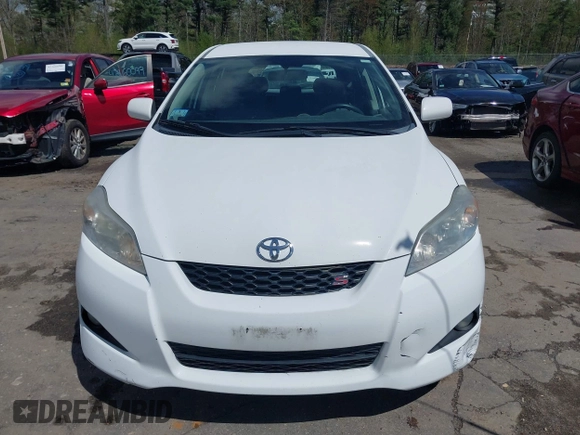 2010 Toyota Matrix S z VIN 2T1LE4EE5AC013649, wystawiony jako IAAI lot #42217121 z przebiegiem 130 356 mil mil oraz . Historia ofert i sprzedaży dostępna na DreamBid. Obrazek 12.