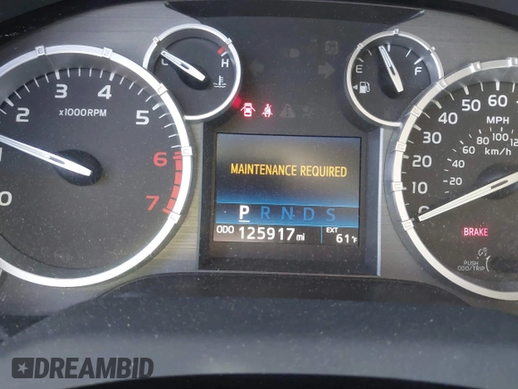 2017 Toyota Tundra 2WD SR5 with VIN 5TFEY5F17HX225871, listed as a IAAI auction lot 41954311 with 125,917 mi miles. Bid and sale history available at carsss.com. Image 7.