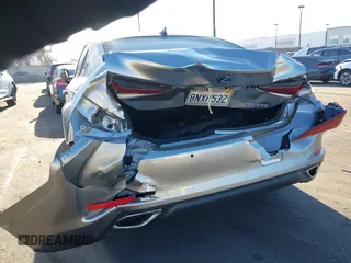 2019 Lexus ES 350 with VIN JTHBZ1B17K2004045, listed as a IAAI auction lot 41782256 with 58,039 mi miles and . Bid and sale history available at DreamBid. Image 6.