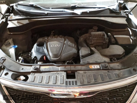 2015 Kia Sorento LX with VIN 5XYKT3A68FG593730, listed as a Copart auction lot 83308664 with 145,209 mi miles and Salvage Title. Bid and sale history available at carsss.com. Image 12.