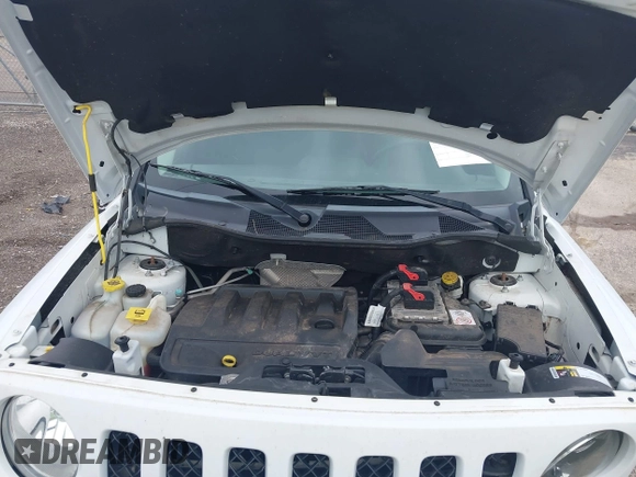 2016 Jeep Patriot Sport with VIN 1C4NJPBB9GD738411, listed as a IAAI auction lot 42129792 with 140,177 mi miles and . Bid and sale history available at carsss.com. Image 10.