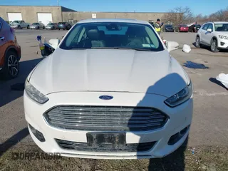 2013 Ford Fusion Titanium with VIN 3FA6P0D99DR147928, listed as a IAAI auction lot 41898122 with 135,693 mi miles. Bid and sale history available at carsss.com. Image 12.
