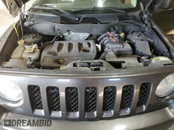 2014 Jeep Patriot Latitude with VIN 1C4NJRFB5ED718711, listed as a Copart auction lot 52100335 with 75,231 mi miles and Clean Title. Bid and sale history available at carsss.com. Image 12.