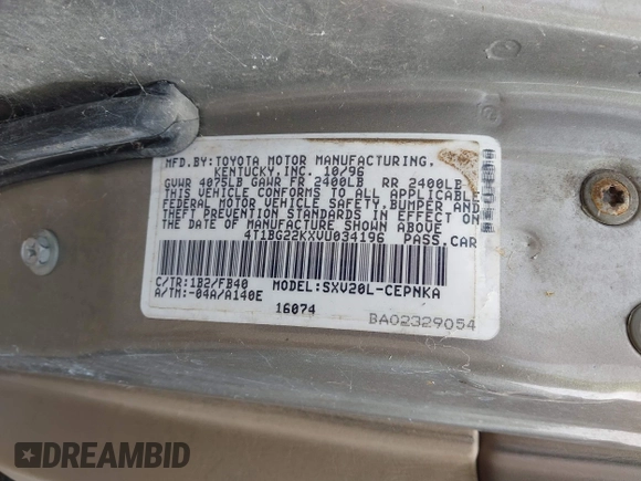 1997 Toyota Camry LE z VIN 4T1BG22KXVU034196, wystawiony jako IAAI lot #42504214 z przebiegiem 155 915 mil mil oraz . Historia ofert i sprzedaży dostępna na DreamBid. Obrazek 9.