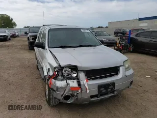 2004 Ford Escape Limited with VIN 1FMCU94184KB62778, listed as a Copart auction lot 70992184 with 165,199 mi miles and Salvage Title. Bid and sale history available at carsss.com. Image 12.
