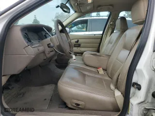 2005 Ford Crown Victoria LX with VIN 2FAFP74W95X124697, listed as a Copart auction lot 86931404 with 303,132 mi miles and Clean Title. Bid and sale history available at carsss.com. Image 7.