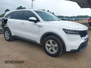 2021 Kia Sorento LX z VIN 5XYRG4LC3MG055381, wystawiony jako IAAI lot #42184518 z przebiegiem 74 957 mil mil oraz . Historia ofert i sprzedaży dostępna na DreamBid. Obrazek 1.