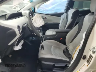2016 Toyota Prius Two z VIN JTDKBRFU7G3510288, wystawiony jako Copart lot #53528325 z przebiegiem 206 942 mil mil oraz Szkoda całkowita • Salvage title. Historia ofert i sprzedaży dostępna na DreamBid. Obrazek 7.