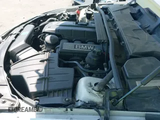 2009 BMW 3 Series 328i с VIN WBAPH57519NL76872, выставлен на аукционе IAAI как лот 43120652 с пробегом 159 755 миль миль и . История ставок и продаж доступна на DreamBid. Изображение 13.