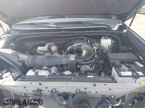 2024 Toyota 4Runner SR5 Premium with VIN JTENU5JRXR6278088, listed as a IAAI auction lot 41781296 with 10,079 mi miles and . Bid and sale history available at DreamBid. Image 10.