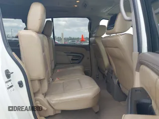 2015 Nissan Armada SV z VIN 5N1BA0ND5FN600845, wystawiony jako IAAI lot #41531206 z przebiegiem 185 476 mil mil oraz . Historia ofert i sprzedaży dostępna na DreamBid. Obrazek 8.