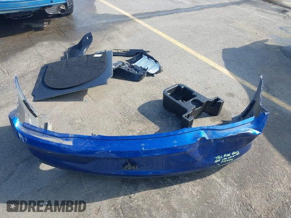 2017 Ford Mustang GT Premium с VIN 1FATP8FF4H5263034, выставлен на аукционе IAAI как лот 42135251 с пробегом 24 955 миль миль и . История ставок и продаж доступна на DreamBid. Изображение 12.