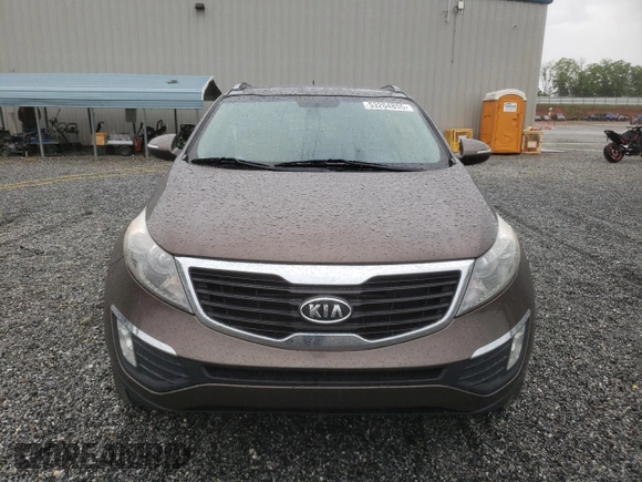 2011 Kia Sportage EX with VIN KNDPC3A2XB7080957, listed as a Copart auction lot 54665855 with 191,076 mi miles and Salvage title. Bid and sale history available at DreamBid. Image 5.