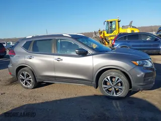 2019 Nissan Rogue SV with VIN JN8AT2MT7KW267832, listed as a IAAI auction lot 41764125 with 167,382 mi miles. Bid and sale history available at carsss.com. Image 12.