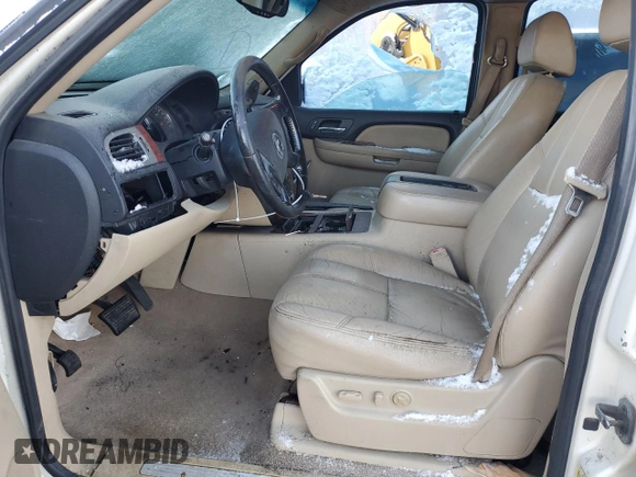 2008 Chevrolet Suburban LTZ with VIN 1GNFK16338R181086, listed as a Copart auction lot 78103044 with 261,931 mi miles and Salvage Title. Bid and sale history available at carsss.com. Image 7.