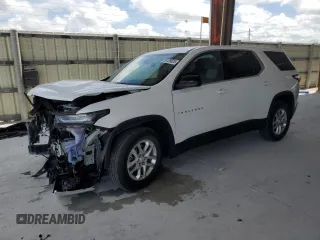 2023 Chevrolet Traverse LS z VIN 1GNERFKW4PJ198111, wystawiony jako Copart lot #56129525 z przebiegiem 26 223 mil mil oraz Nie do naprawy • Non repairable. Historia ofert i sprzedaży dostępna na DreamBid. Obrazek 1.