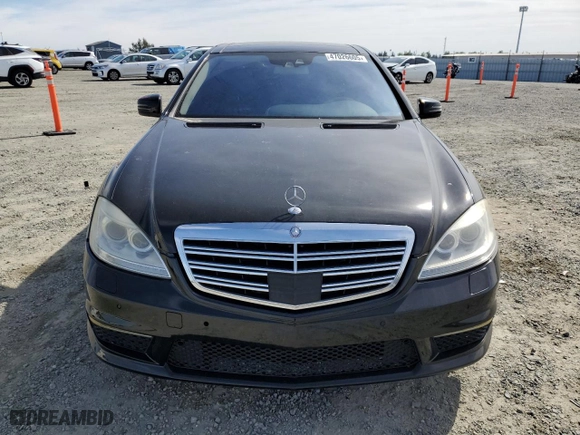 2012 Mercedes-Benz S-Class S 550 with VIN WDDNG7DBXCA422271, listed as a Copart auction lot 47026605 with 92,190 mi miles and Salvage Title. Bid and sale history available at carsss.com. Image 5.