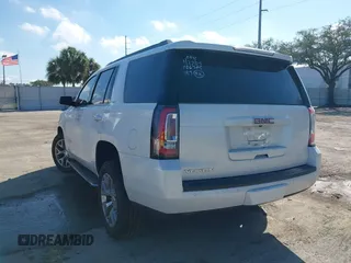 2017 GMC Yukon SLT with VIN 1GKS1BKC7HR368759, listed as a IAAI auction lot 41477644 with 1 mi miles. Bid and sale history available at carsss.com. Image 3.