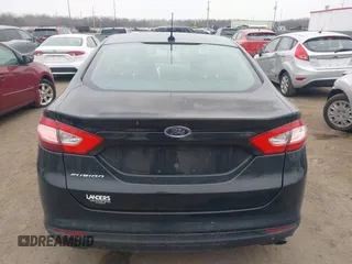 2013 Ford Fusion S with VIN 3FA6P0G76DR200904, listed as a IAAI auction lot 41568525 with 235,852 mi miles. Bid and sale history available at carsss.com. Image 16.