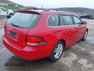 2010 Volkswagen Jetta TDI z VIN 3VWPL7AJ8AM694387, wystawiony jako IAAI lot #41955057 z przebiegiem 222 994 mil mil oraz . Historia ofert i sprzedaży dostępna na DreamBid. Obrazek 4.
