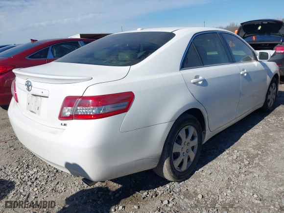 2011 Toyota Camry LE with VIN 4T1BK3EK2BU622315, listed as a IAAI auction lot 41467344 with 91,675 mi miles. Bid and sale history available at carsss.com. Image 4.
