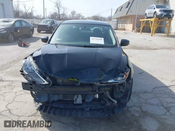 2017 Nissan Sentra SV with VIN 3N1AB7APXHY282073, listed as a IAAI auction lot 41779240 with 14,646 mi miles and . Bid and sale history available at carsss.com. Image 13.