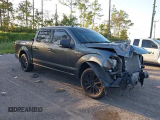 2020 Ford F-150 XL with VIN 1FTEW1CP0LFC46227, listed as a IAAI auction lot 40427872 with 80,414 mi miles. Bid and sale history available at carsss.com. Image 1.