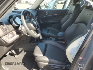 2018 MINI Countryman Cooper S with VIN WMZYT3C32J3E00307, listed as a Copart auction lot 62218445 with 41,652 mi miles and Salvage title. Bid and sale history available at DreamBid. Image 7.