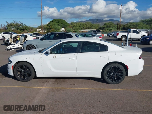 2015 Dodge Charger SXT z VIN 2C3CDXHG6FH847951, wystawiony jako IAAI lot #41094866 z przebiegiem 78 461 mil mil oraz . Historia ofert i sprzedaży dostępna na DreamBid. Obrazek 14.
