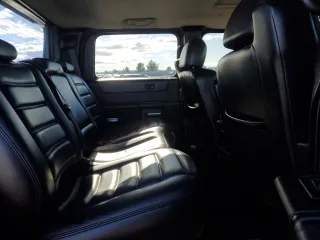 2005 Hummer H2 SUT with VIN 5GRGN22U55H112442, listed as a Copart auction lot 86158414 with 135,411 mi miles and Salvage Title. Bid and sale history available at carsss.com. Image 11.