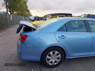 2012 Toyota Camry L z VIN 4T1BF1FK8CU517092, wystawiony jako IAAI lot #42124779 z przebiegiem 73 183 mil mil oraz . Historia ofert i sprzedaży dostępna na DreamBid. Obrazek 6.