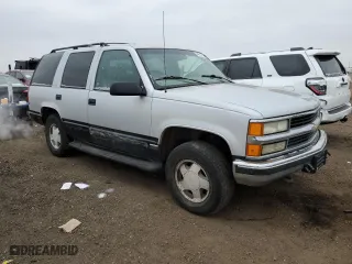 1997 Chevrolet Tahoe with VIN 1GNEK13R8VJ337069, listed as a Copart auction lot 44814735 with 328,287 mi miles and Clean Title. Bid and sale history available at carsss.com. Image 4.