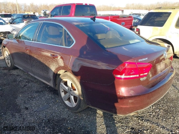 2013 Volkswagen Passat SE w/Sunroof with VIN 1VWBP7A31DC126908, listed as a IAAI auction lot 41216276 with 145,699 mi miles. Bid and sale history available at carsss.com. Image 3.