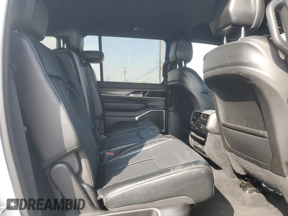 2024 Jeep Wagoneer Series II с VIN 1C4SJRBP9RS112706, выставлен на аукционе Copart как лот 43934105 с пробегом 22 314 миль миль и Чистый • Clean title. История ставок и продаж доступна на DreamBid. Изображение 11.
