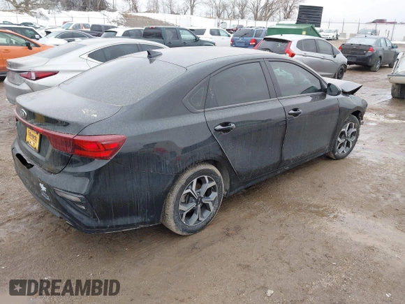 2021 Kia Forte LXS with VIN 3KPF24AD2ME270647, listed as a IAAI auction lot 41708527 with 18,010 mi miles. Bid and sale history available at carsss.com. Image 4.