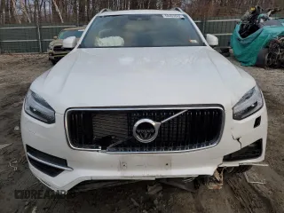 2018 Volvo XC90 Momentum with VIN YV4102XK0J1332715, listed as a Copart auction lot 68469042 with Not Provided miles. Bid and sale history available at carsss.com. Image 5.