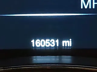 2015 Jeep Grand Cherokee Altitude with VIN 1C4RJFAG2FC905673, listed as a IAAI auction lot 41334271 with 160,531 mi miles. Bid and sale history available at carsss.com. Image 15.