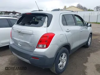 2015 Chevrolet Trax LT with VIN 3GNCJLSB2FL212718, listed as a IAAI auction lot 41657861 with 136,155 mi miles. Bid and sale history available at carsss.com. Image 4.