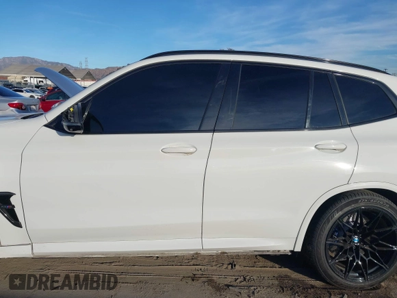 2021 BMW X3 M z VIN 5YMTS0C05M9D03595, wystawiony jako IAAI lot #41324012 z przebiegiem 38 157 mil mil oraz . Historia ofert i sprzedaży dostępna na DreamBid. Obrazek 15.