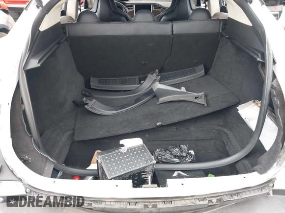 2013 Tesla Model S with VIN 5YJSA1CN1DFP07344, listed as a IAAI auction lot 42746574 with 181,538 mi miles and . Bid and sale history available at DreamBid. Image 20.