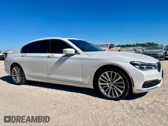 2018 BMW 7 Series ALPINA B7 xDrive with VIN WBA7F2C54JG423721, listed as a Copart auction lot 81182934 with 72,629 mi miles and Salvage Title. Bid and sale history available at carsss.com. Image 4.