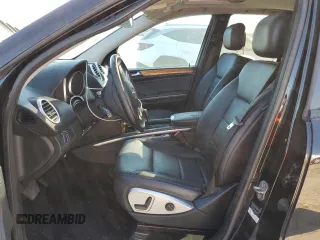 2009 Mercedes-Benz M 350 z VIN 4JGBB56E49A521079, wystawiony jako Copart lot #42608745 z przebiegiem 100 214 mil mil oraz Szkoda całkowita • Salvage title. Historia ofert i sprzedaży dostępna na DreamBid. Obrazek 7.