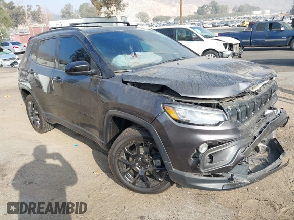 2022 Jeep Compass Latitude с VIN 3C4NJDBB6NT227843, выставлен на аукционе IAAI как лот 41207967 с пробегом 49 248 миль миль и . История ставок и продаж доступна на DreamBid. Изображение 1.
