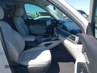 2021 Kia Telluride S with VIN 5XYP64HC1MG190118, listed as a IAAI auction lot 42078715 with 83,405 mi miles and . Bid and sale history available at DreamBid. Image 5.