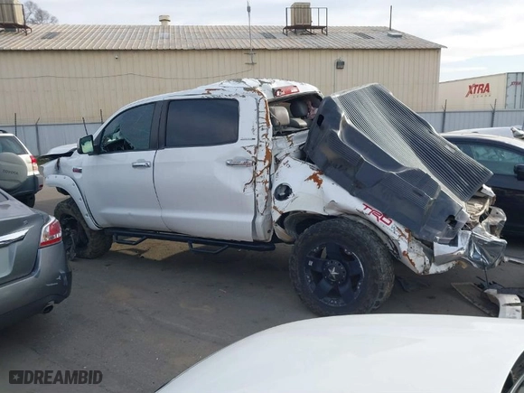 2013 Toyota Tundra 4WD Truck LTD with VIN 5TFHY5F17DX301113, listed as a IAAI auction lot 41669991 with NaN miles. Bid and sale history available at carsss.com. Image 15.